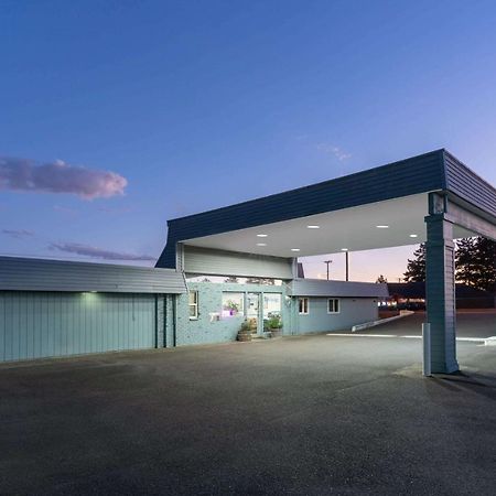 Travelodge By Wyndham Florence Exterior photo